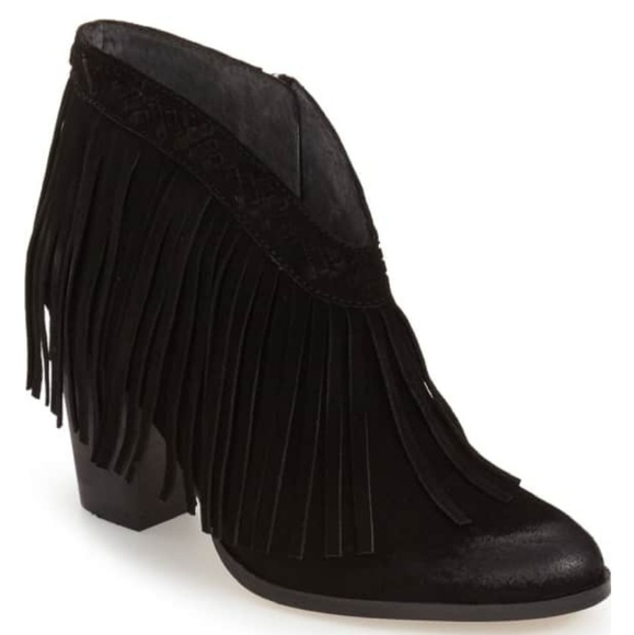 Sassy Fringe Seychelles Booties - Picture 2 of 5